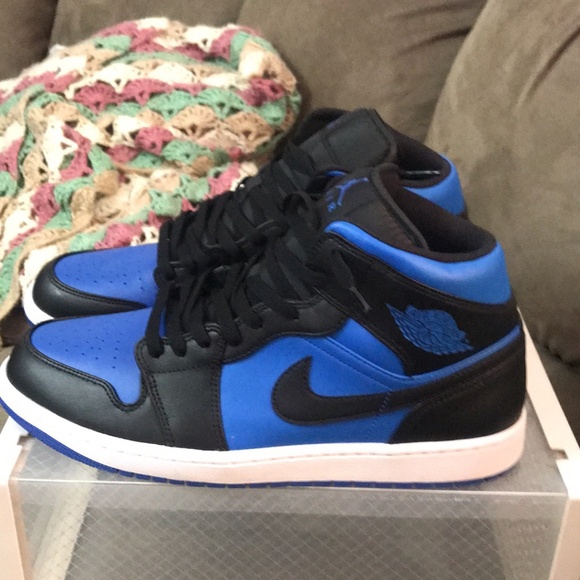 Air Jordan 1 mids royal blue - Picture 1 of 4